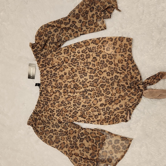 Express Top - Picture 2 of 5